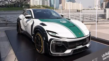 Тюнінгований Ferrari Purosangue для поліції Дубая: суперкар Mansory, який додасть швидкості правоохоронцям - фото
