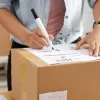 Рада ухвалила законопроєкти про ПДВ на міжнародні онлайн-покупки: кошти планують спрямувати на ЗСУ