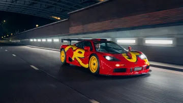 Найдорожчий гоночний суперкар світу виставили на продаж: авто McLaren F1 GTR Ніка Мейсона оцінюють в мільйони