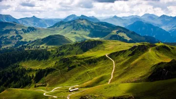 Де відпочити в Україні без великих витрат: сім напрямків для літньої відпустки