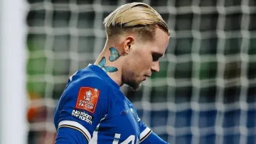 Що буде далі з Мудриком: генеральний директор Шахтаря зустрівся з вінгером Челсі – про що вони говорили