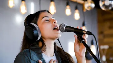 Ноти перетворили на цифрові формули: вчені зрозуміли, як мозок запам’ятовує улюблену музику