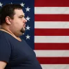 «Це не буде тягарем для американських платників податків»: людям з ожирінням заборонять в'їзд до США 