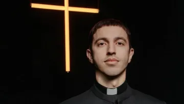 «‎Бог це знає»: Іван Люлєнов відреагував на критику через презентацію нової пісні «Ікона‎»