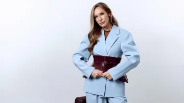 «Якщо ви втомились бути сильною…»: Катерина Осадча дала дієві поради жінкам на фоні весняного Києва