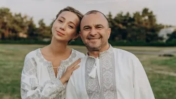 «‎Коли йому було 50 – це чоловік в розквіті літ, але зараз...﻿»: дружина Павліка розкрила стосунки у сім'ї