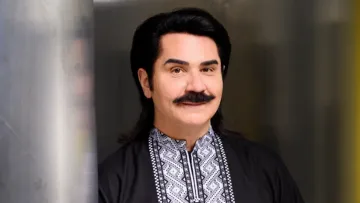 «Готовий збрити вуса за…»: Павло Зібров розповів про секрет свого головного атрибуту