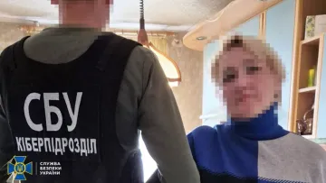 СБУ затримала в Одесі працівницю банку, яка передавала персональні дані військових ФСБ: як її покарають