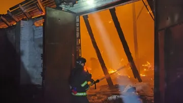 росія обстріляла Чернігівщину та Полтавщину: рятувальники поділилися наслідками атаки