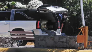 Лідера мексиканського картелю поховали в золотій труні: як проходив похорон одного з головних наркобаронів