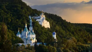 Святогірська лавра та ще 12 об’єктів на Донеччині: Уряд оновив Держреєстр нерухомих пам’яток України