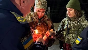 Благодатний вогонь прибув до України: фото зустрічі святині в прикордонному пункті пропуску «Устилуг»