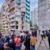 Десятки дипломатів відвідали місце ракетного удару у Києві: послам показали наслідки російської атаки 