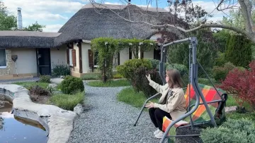 100-річна хата, яка стала мрією: на Одещині створили атмосферний будинок серед природи