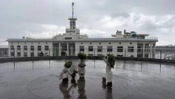 Малюків-засновників Києва на Поштовій площі переодягли в костюми трипільців до Дня міста: фото із соцмереж 