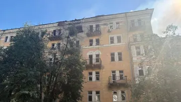 Вдарили по університету просто під час занять: Володимир Зеленський показав російську атаку посеред білого дня