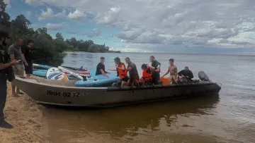 Шквал під час відпочинку: як рятувальники, патруль та рибалки шукали розсіяних вітром людей на SUP-дошках