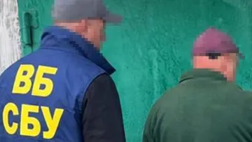 СБУ затримала агента РФ, який влаштовувався на заводи Дніпра для підготовки ударів: як це було