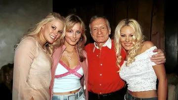 Справа Джеффрі Епштейна: зірка Playboy звинуватила фінансиста у насиллі та заявила про 15 років бездіяльності ФБР