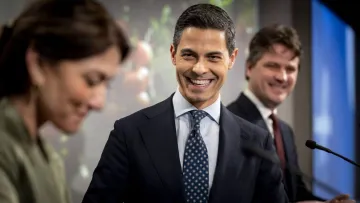 Наймолодший премʼєр-міністр в історії та відкритий гей: хто очолив новий уряд в Нідерландах 