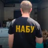 Списали як знищене обстрілами: НАБУ викрило розкрадання запчастин до бронетехніки на 350 млн грн