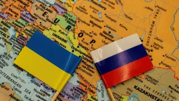Спроба виграти час чи визнання кризи? П’ять причин, які змусили Путіна публічно заговорити про мир в Україні