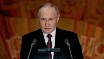 Путін зганьбився і потішив українок у свято 8 Березня: з відео привітання не видалили «ляп» диктатора