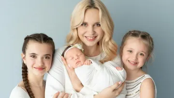 Мовний скандал у сім’ї Ребрик: ведуча пояснила, чому чоловік говорить російською з донькою