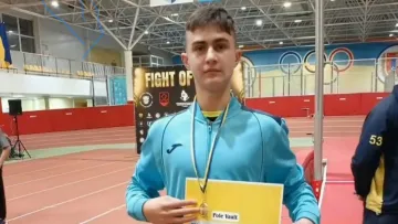 Новий Сергій Бубка? 13-річний українець шокував світ приголомшливим рекордом у Болгарії