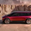Поворотні крісла та двері без центральної стійки: Renault показала незвичайний концепт з історією