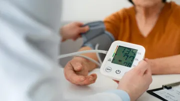 Чи збиває імбир високий тиск: дієтологи розкрили 3 головні переваги спеції для серця