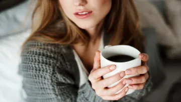 Не пийте каву з цим: 5 продуктів, які стають небезпечними в парі з улюбленим напоєм