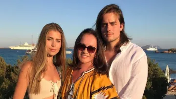 Онук Софії Ротару вийшов на зв'язок: де він зараз і чим займається