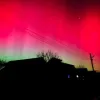 Північне сяйво над Україною: соцмережі заполонили фото рожевого неба