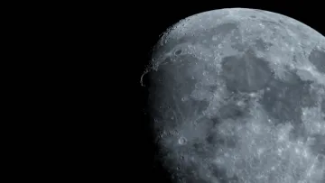 Дні на Землі стають довшими: вчені пояснили, чому Місяць поступово віддаляється від нашої планети