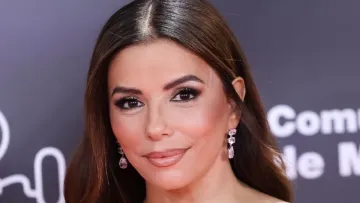 Єва Лонгорія святкує 51-й день народження: секрети молодості від головної «Відчайдушної домогосподарки»