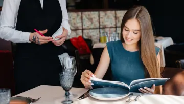 Дві ціни на одну страву: що побачать гості хорватських ресторанів у цінниках з 1 жовтня