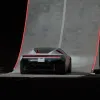 Ілон Маск показав Tesla Roadster, що літає та робить сальто: чим здивувала нова машина майбутнього – відео