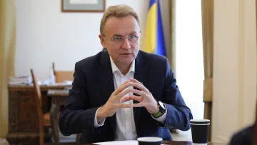 В кабінеті мера Львова Андрія Садового знайшли прослушку: що відомо