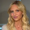 Сара Мішель Геллар у 49 років вразила фігурою у купальнику: розкрито дієту, вправи та секрети догляду зірки