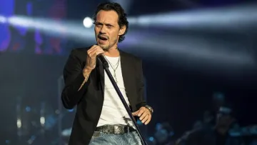 «Дуже прикро»: співак Марк Ентоні вперше прокоментував скандал у родині Бекхемів