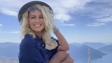 «Вона ж була гола на обкладинці!»: Астрая розповіла, як Гордон вмовив її на еротичні фото та про реакцію сім'ї