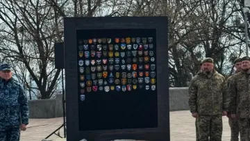 У Києві відкрили інсталяцію «Перелом у війні» до річниці звільнення області: Горбунов показав фото пам’ятки