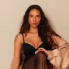 «Без сценарію»: Наталія Татарінцева вразила новою фотосесією у боді та панчохах
