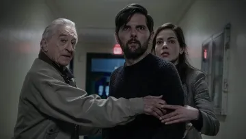 Роберт де Ніро у новому трилері від Netflix: з’явилися перші кадри екранізації бестселера «Шепотун»