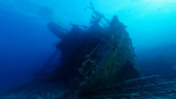 На дні океану знайшли корабель з артефактами: 300-річний гігант може бути пов’язаний із легендарними скарбами