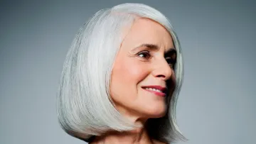 Шокуючі результати дослідження вчених! Сивина стримує смертельні види раку