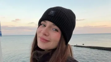 Христина Соловій опублікувала зворушливі архівні фото на честь дня народження матері: як вона виглядає