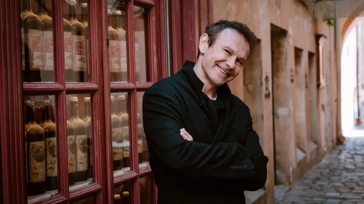 Святослав Вакарчук вперше показав підрослих сина і доньку: зворушливе відео