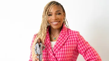 До 8 березня Барбі представила «команду мрії» жінок: серед ляльок – Серена Вільямс і астронавтка